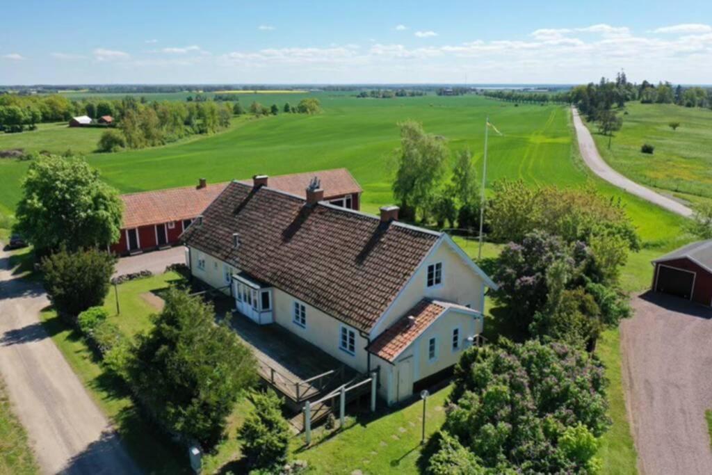 Stubbegarden - Unique Swedish Style With Fireplace Vadstena Dış mekan fotoğraf